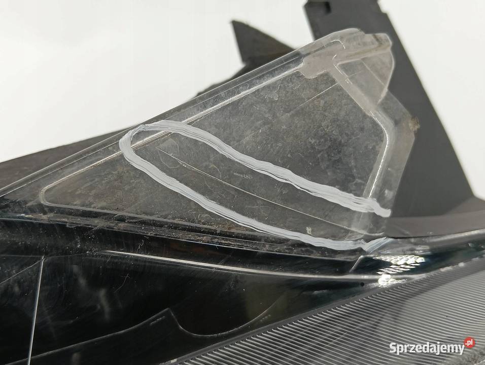 LAMPA PRZÓD PRAWA EUROPA 980858118000 Toyota