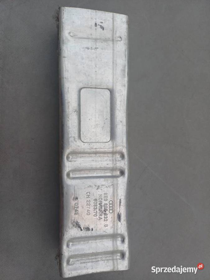 Belka Zderzak Tył Audi A4 B7 8E0807313L osobowe Zderzaki Tuszyn