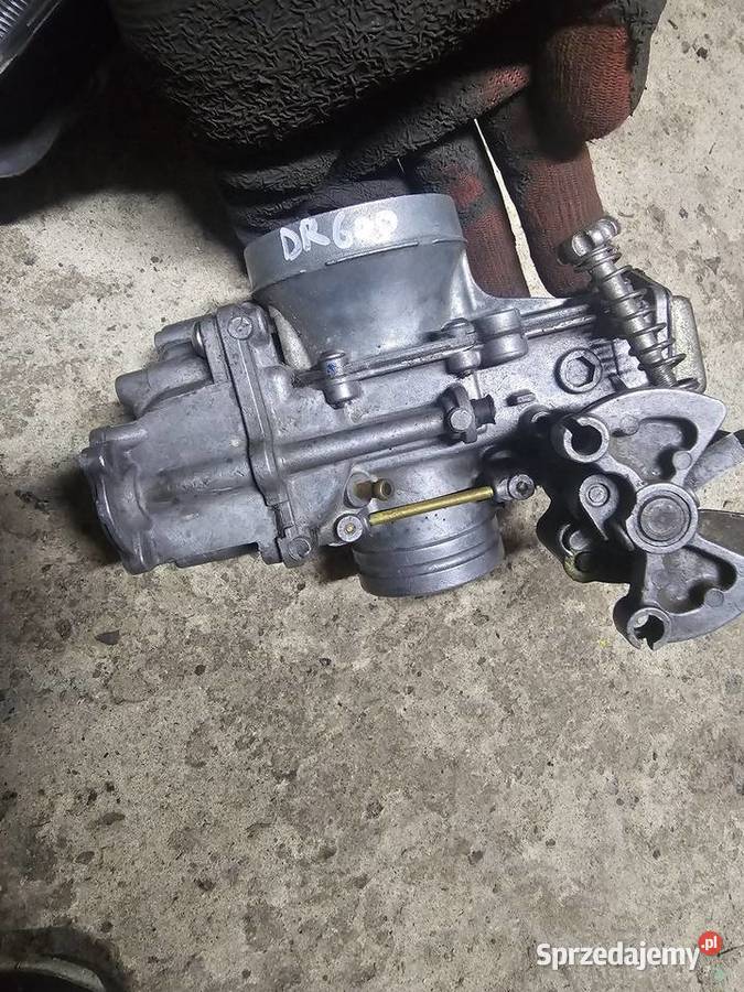 Suzuki DR 600 gaźnik karburator carburator dr600