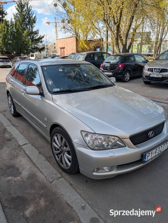 Lexus IS 300 2004r 30 Benzyna Poznań 213KM