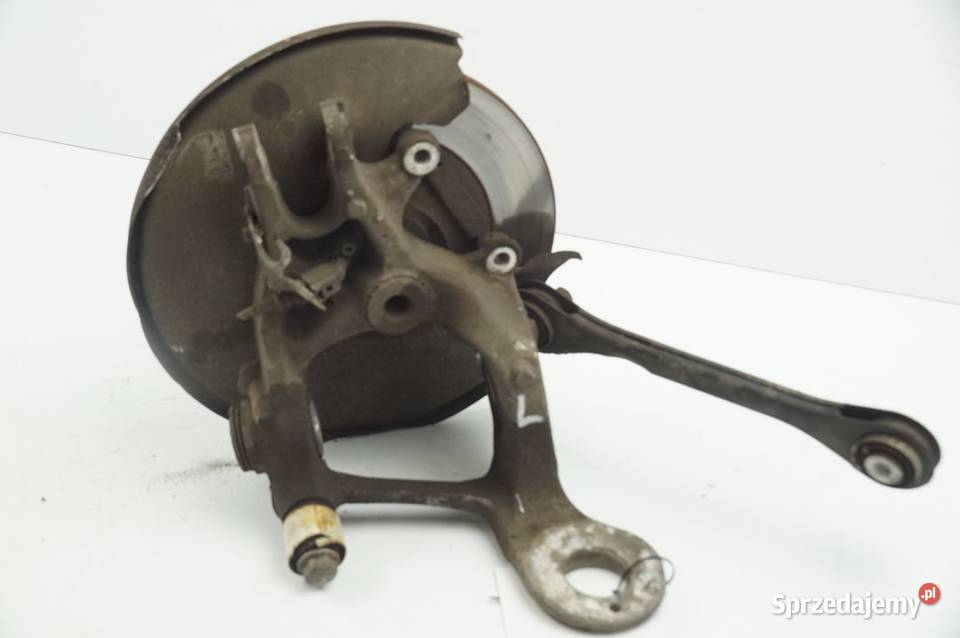 8K0501249F A4 B8 ZWROTNICA LEWA TYŁ Pozostałe Lipno sprzedam