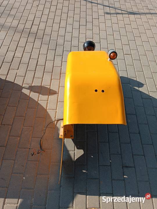 Błotniki tylne C330 Husów sprzedam