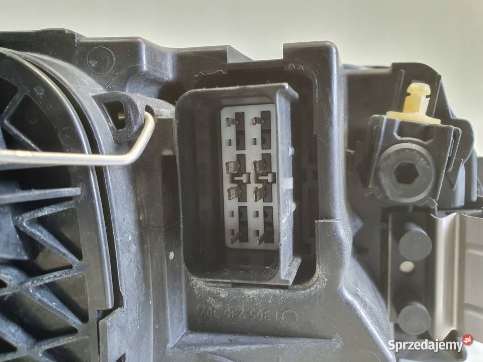 LAMPA LEWA Volvo S40 II V50 LIFT PRZEDNIA lewy Lampy przednie Rudka