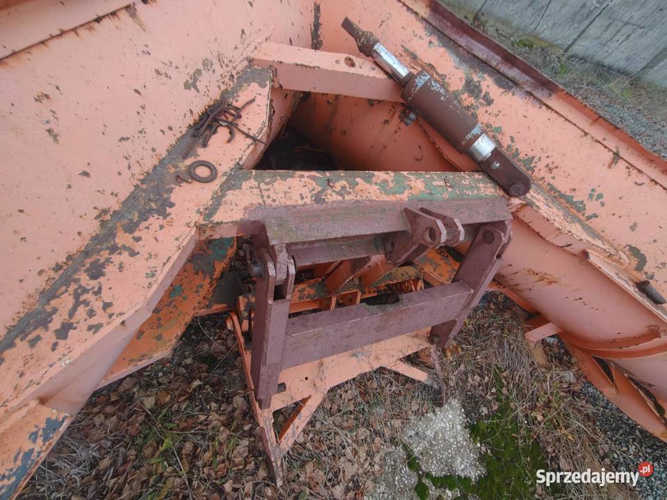 sprzedam pług śnieżny ciężki dziobowy