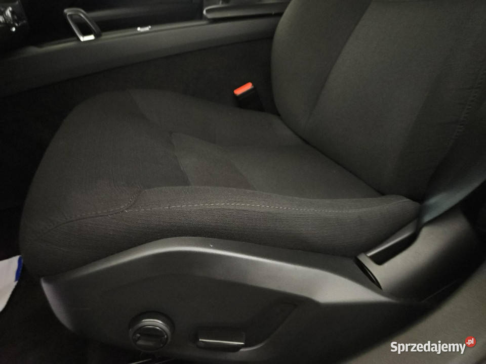 Volvo V60 B4 D Momentum Z Polskiego Salonu pełny VAT Warszawa