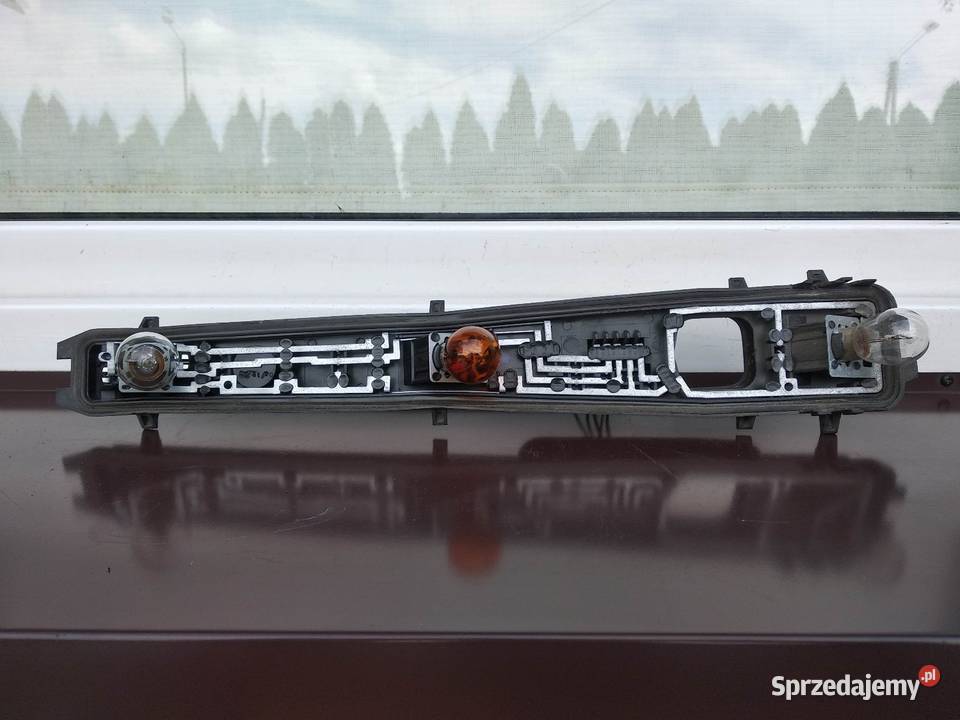 Ford Fiesta MK5 V 3d wkład oprawka lampy tylnej osobowe Sieradz