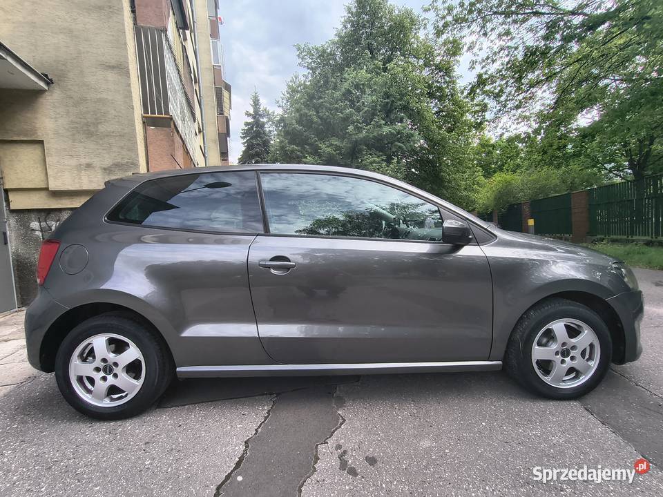 SPRZEDAM SAMOCHÓD VW POLO Z 2010 ROKU 2/3 Warszawa