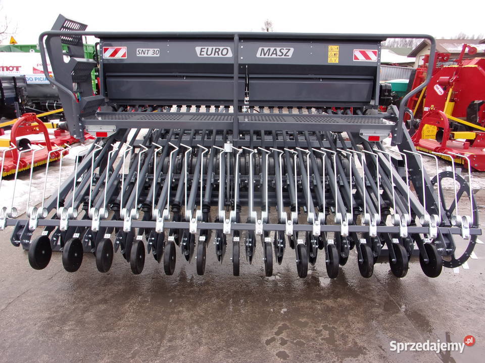 Agrega uprawowosiewny nabudowany EUROMASZ SNT30 Opoczno