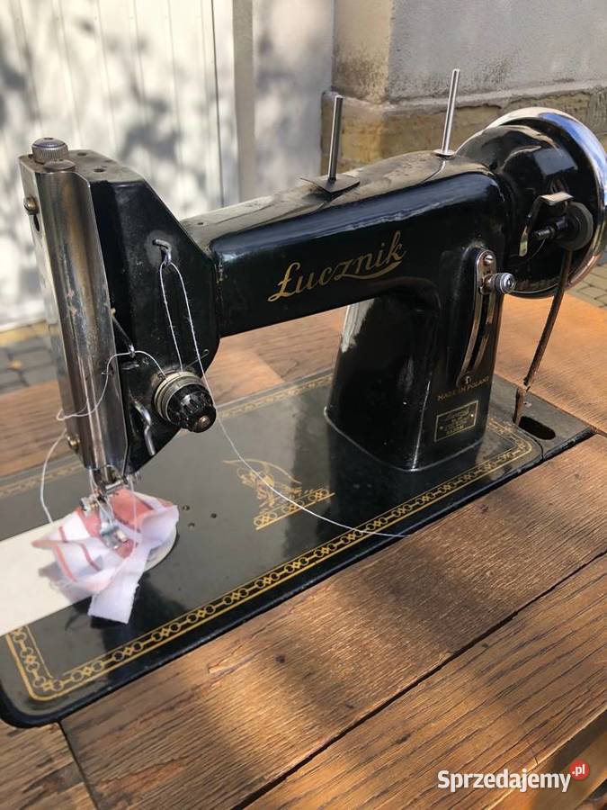 Maszyna do szycia Łucznik Kl82 Zabytek lata 50 Pozostałe małopolskie Kalwaria Zebrzydowska