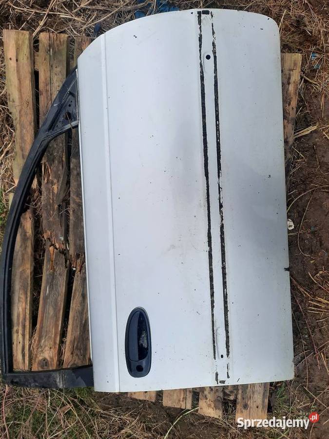 Toyota Avensis t22 drzwi prawe przednie części blacharskie Tarnów