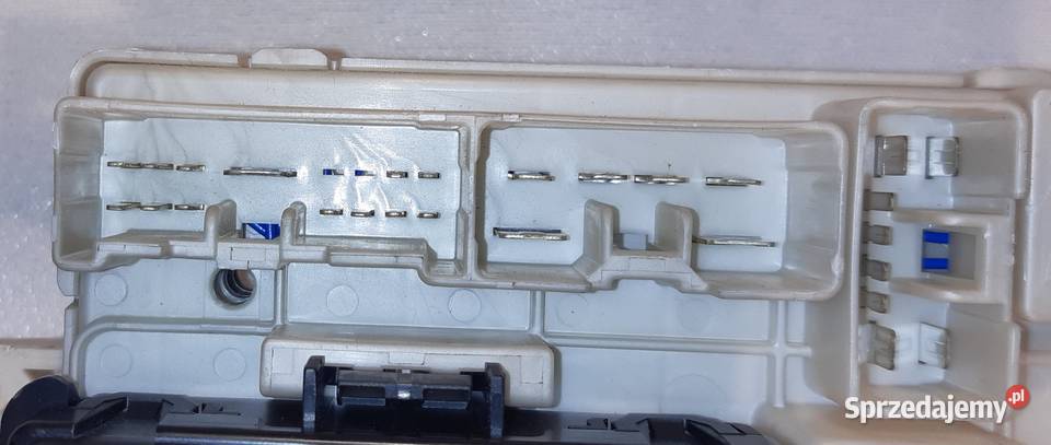 MODUŁ SKRZYNKA BSI MITSUBISHI COLT VI Z30 Części samochodowe dolnośląskie Mielęcin