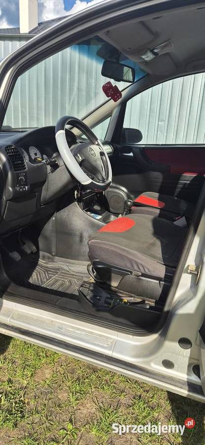 Sprzedam samochód manualna Opel Wohyń