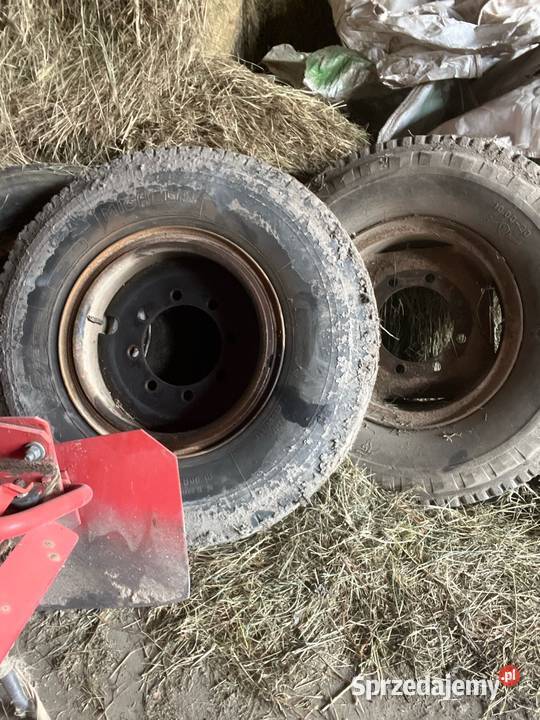 Felgi rolnicze przyczepa świętokrzyskie Nagłowice sprzedam