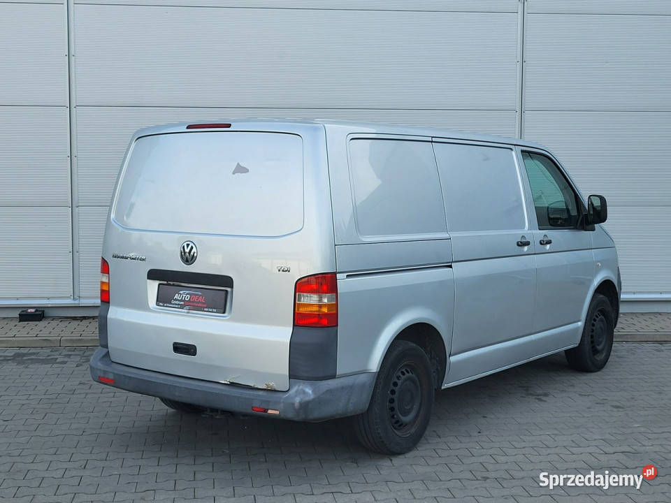 Volkswagen Transporter 19 TDi 102 8 lat w diesel