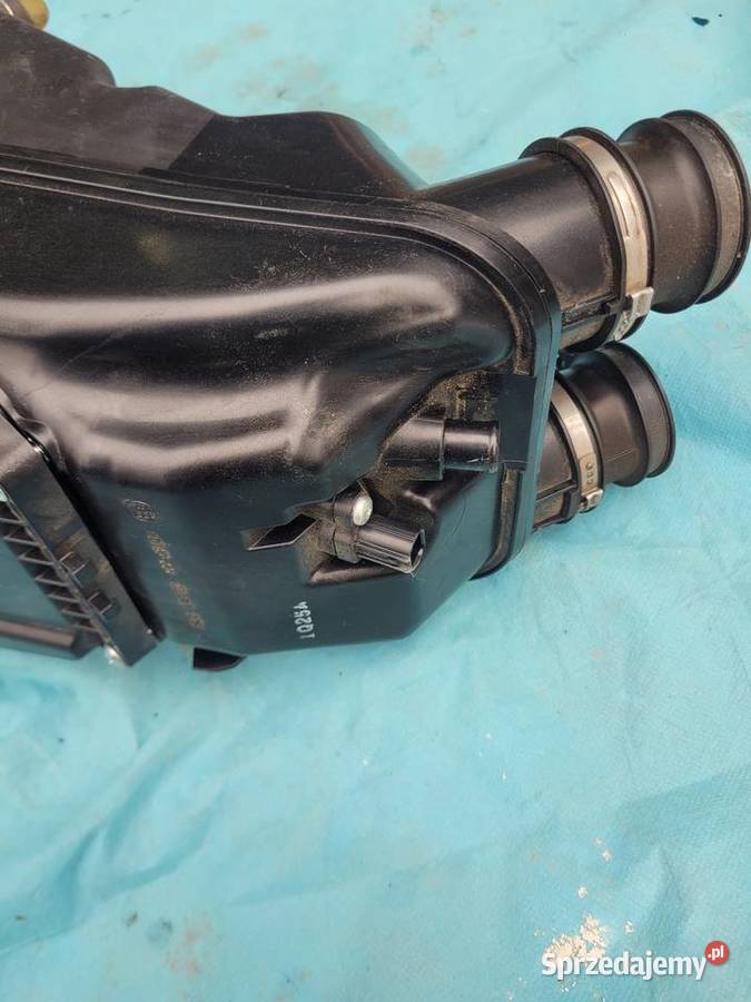Suzuki gsx 8 R S airbox wlot powietrza 23 wielkopolskie