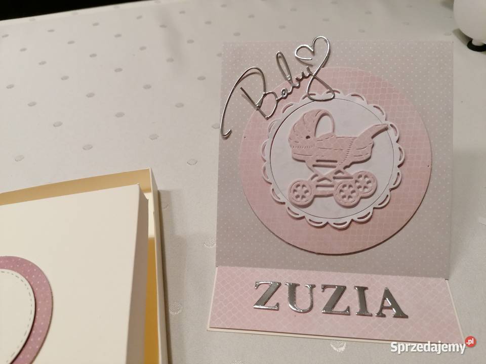 Narodziny dziecka sztalugowa w pudelku Strzebiń