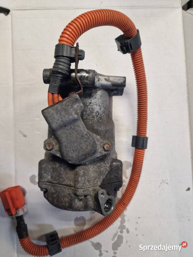 Toyota Prius 15 sprężarka klimatyzacji kompresor Piaseczno sprzedam