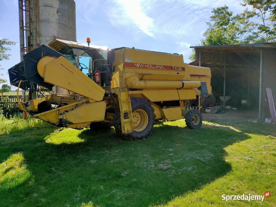 Kombajn zbożowy Holland TX32 Wola Mąkolska
