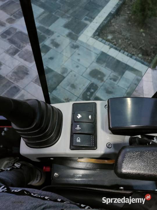 Sprzedam Koparkę 18T silnik Kubota D902 10h Nowy Sącz sprzedam