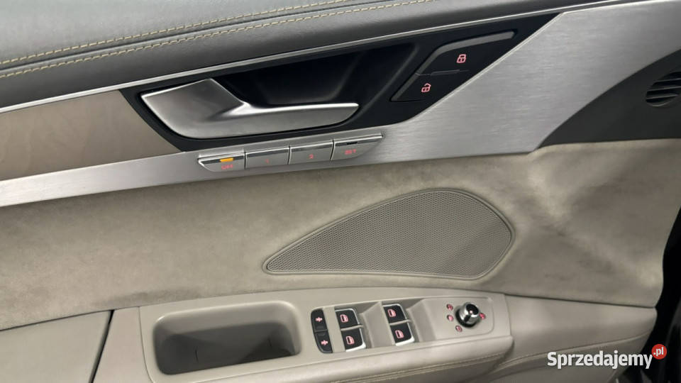 Audi A8 Quattro 30 TDi DPF Tiptronic D5 2017 mazowieckie Grójec sprzedam