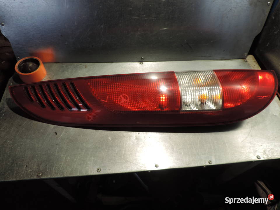 MERCEDES VANEO W414 LAMPA LEWY TYŁ Nowy Sącz