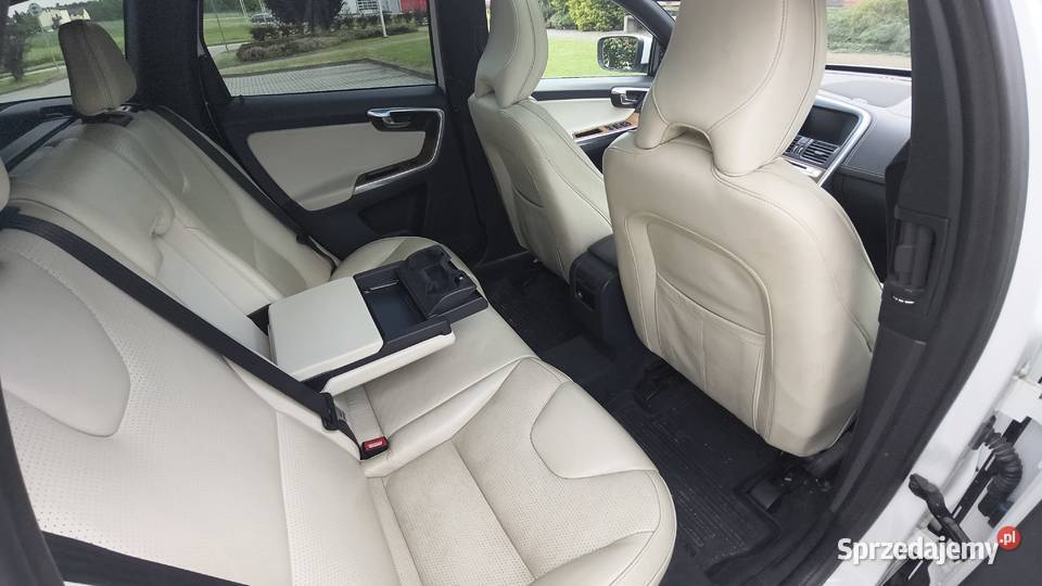 Volvo XC60 30 T6 AWD Inscription nieuszkodzony Bieruń