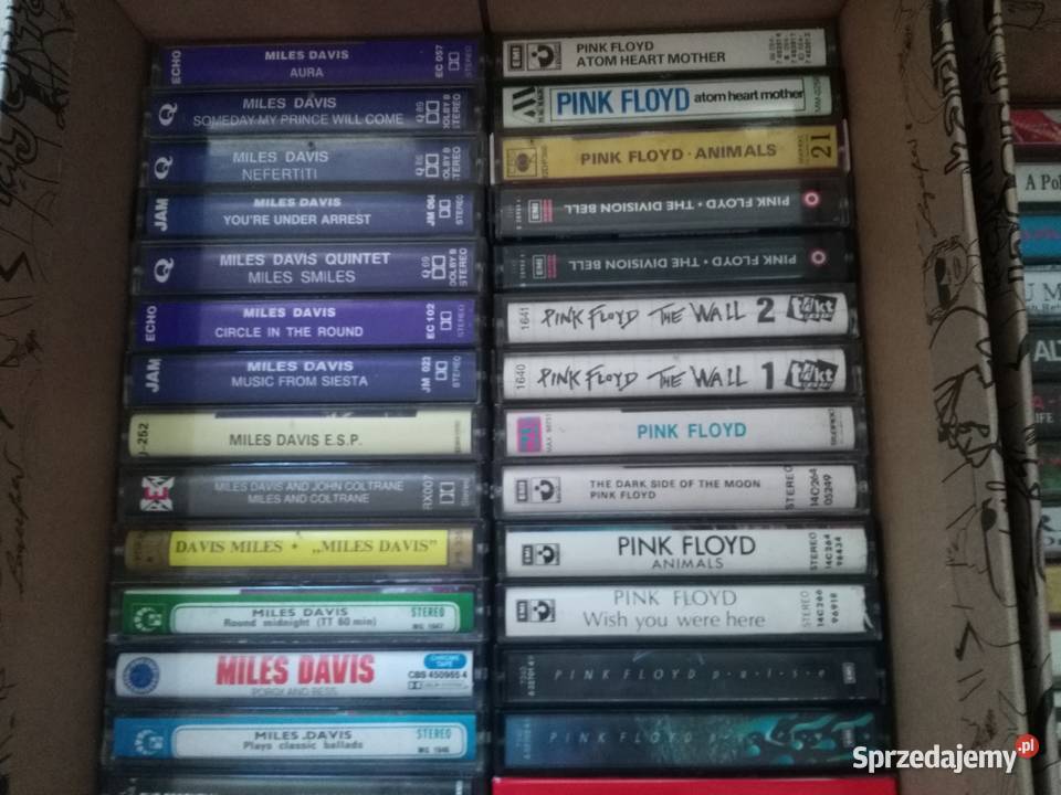 Ponad 100 kaset w trzech pudłach zdjęcia metal Włocławek