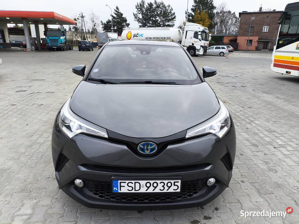 Toyota CHR Hybryda 2017r Drezdenko