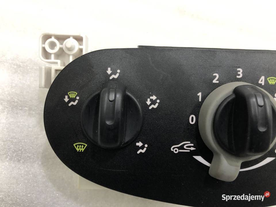 PANEL STEROWANIA NAWIEWU DACIA SANDERO I osobowe Panele sterowania, przełączniki