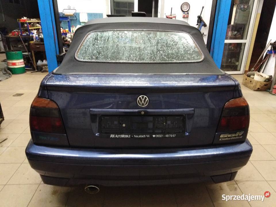 Volkswagen Golf III 18 kabriolet manualna