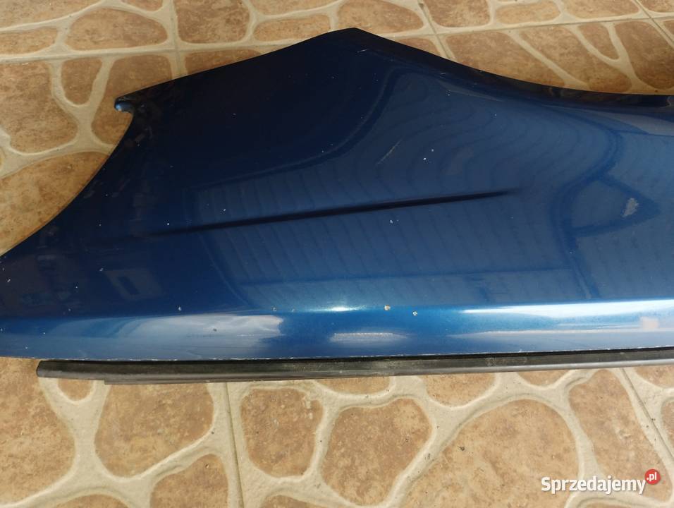 Błotnik przedni prawy BMW E39 turinga osobowe Bachów