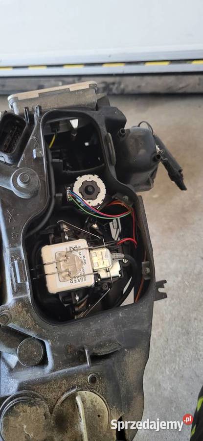 Lampy przod xenon bmw e90 Części samochodowe Narol