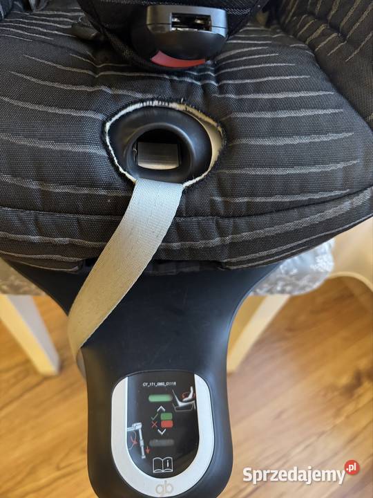 Fotelik dziecięcy samochodowy obrotowy GB czarny Piaseczno