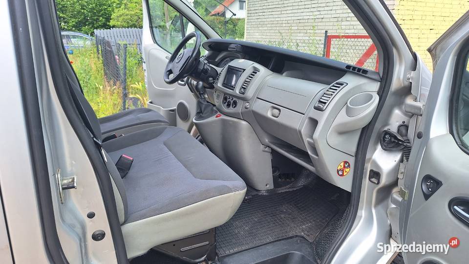 Opel vivaro 9 osobowy 120KM Gorzów Wielkopolski