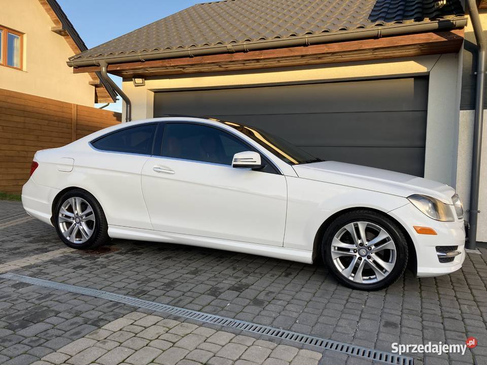Mercedes C250 Coupe pakiet AMG bordowe skóry nieuszkodzony Jamielnik