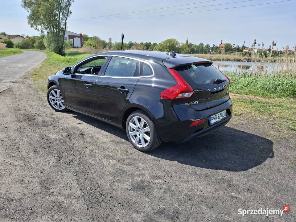 Volvo v40 2017 super stan Miłosław