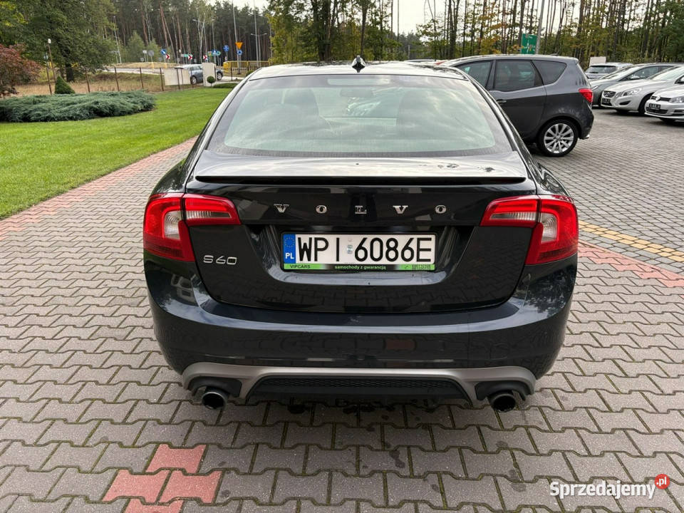 Volvo S60 D2 RDesign Xenony Ciemne skóry Lifting S60 Lipówki
