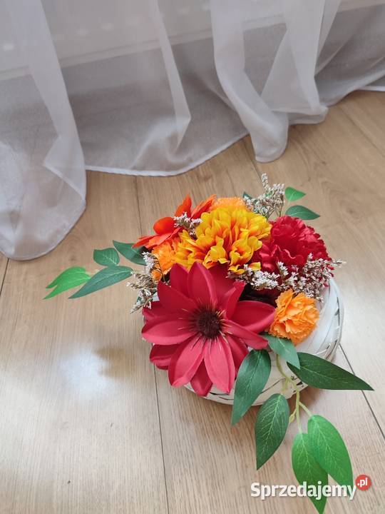 Kompozycja kwiatowa obciążona niewielki stroik Wszystkich Świętych Sosnowiec