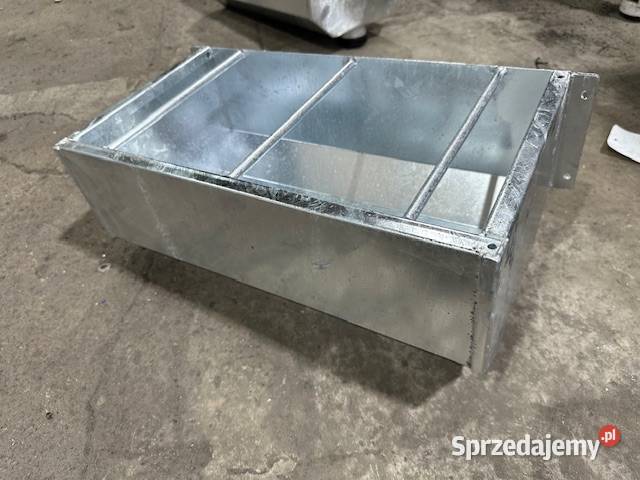 Żłób koryto paśnik konia bydła metalowy
