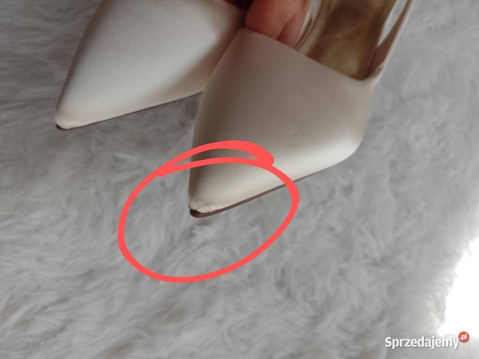 39 ASOS Design Kremowe czółenka ślubne z odkrytą Czółenka Kraków