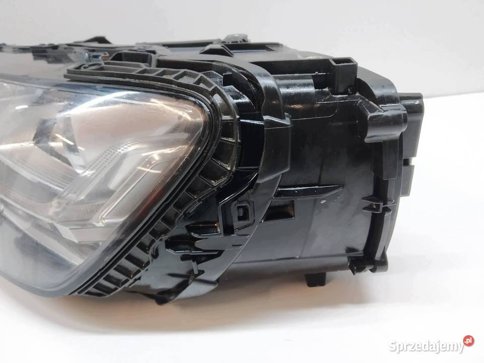 LAMPA PRZÓD LEWA FULL LED MATRIX EUROPA