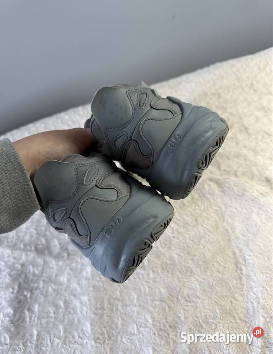 Fila chunky sneakers szare vibe streetwear comfy sprzedam