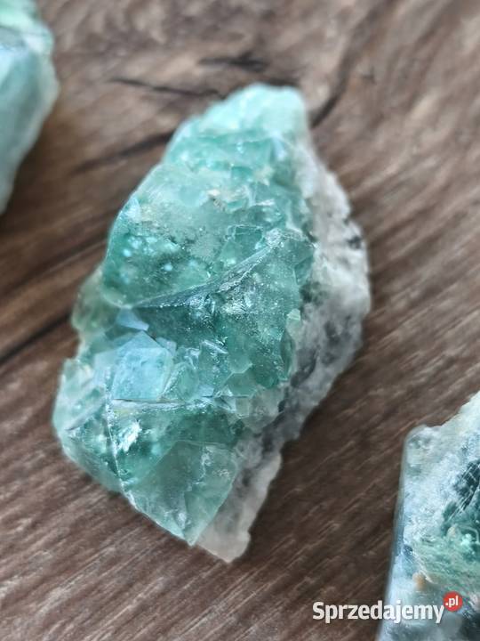 4 minerałów fluorytów waga łączna 163 g Pozostałe Sandomierz