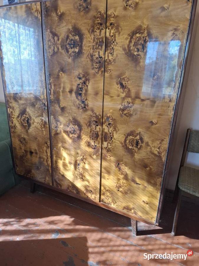 Szafa drewniana trzechdrzwiowa z czasów PRL Ostrowiec Świętokrzyski