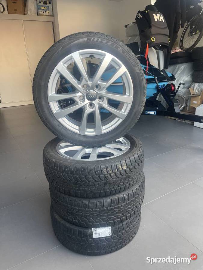 Audi a4 B9 orginalne alufegi 17 plus ładne Średnica 17" Gdańsk