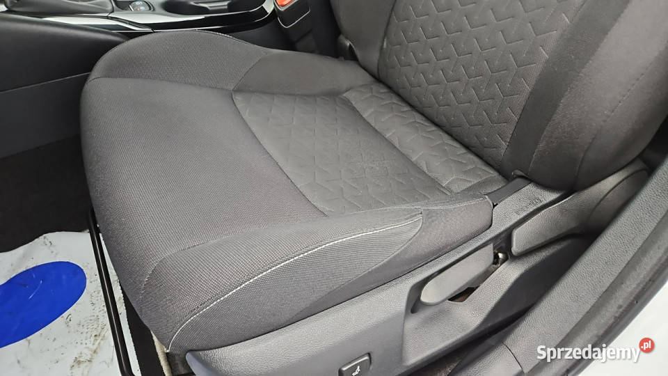 Toyota Corolla 18 Hybrid Comfort Z polskiego nieuszkodzony mazowieckie Warszawa sprzedam