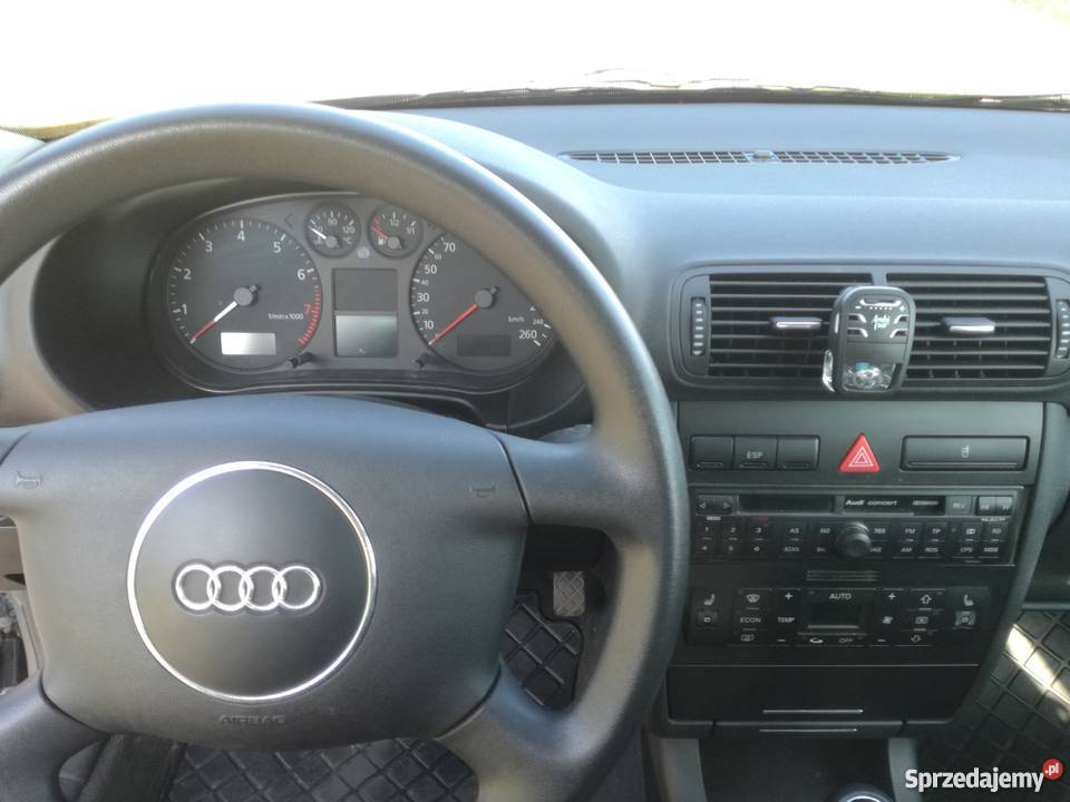 Sprzedam Audi A3 8L 16 BenzynaWart Do negocjacji benzyna podkarpackie Rzeszów