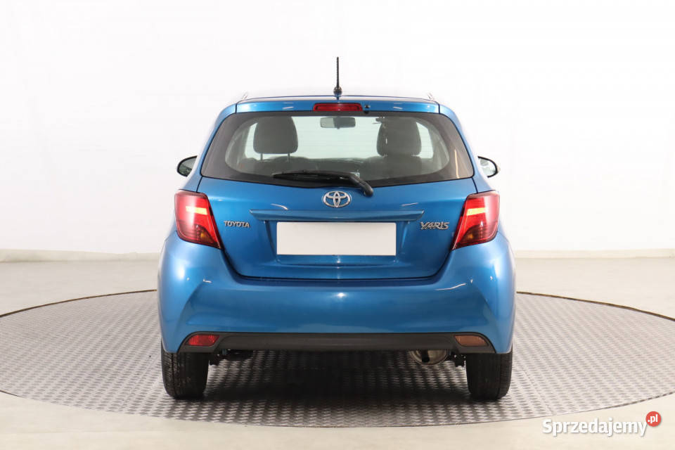 Toyota Yaris 10 VVTi wspomaganie kierownicy śląskie Zabrze sprzedam