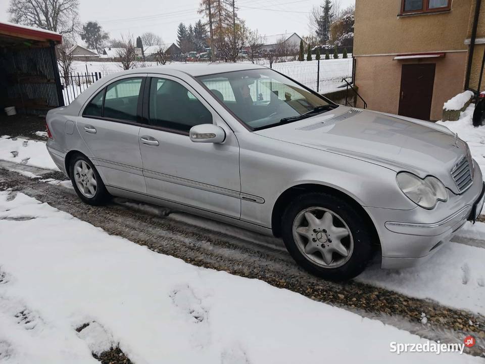 Sprzedam Rok produkcji 2003 Średnia Wieś