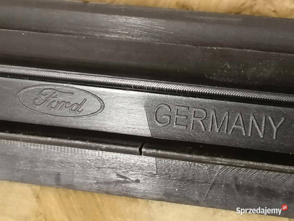 FORD FOCUS MK4 18 LISTWA SZYBY PRAWY PRZÓD Listwy i nakładki Pleszew sprzedam